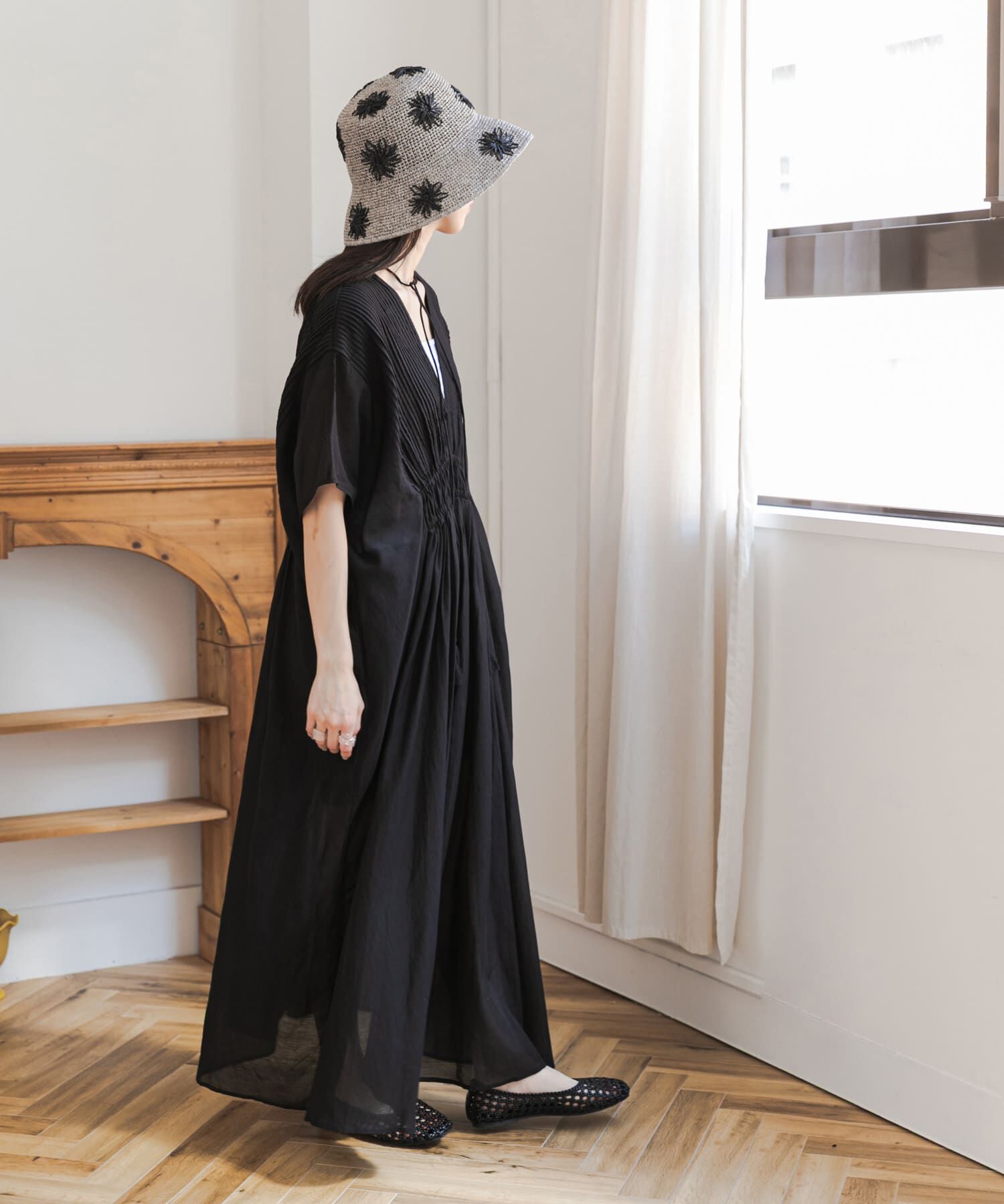 URBAN RESEARCH DOORS「ピンタックギャザーワンピース」|ワンピース|