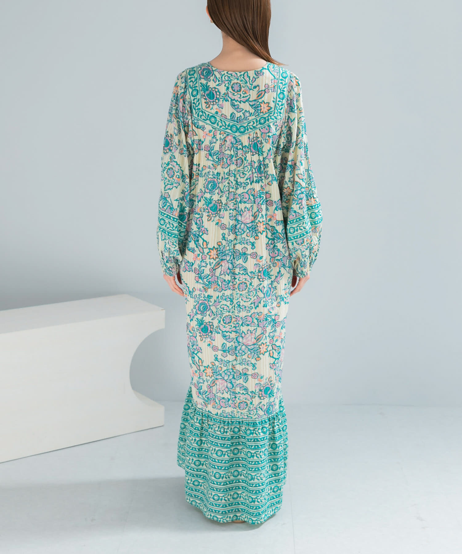 URBAN RESEARCH ROSSO「sara mallika　PAISLEY FLOWER PRINT DRESS」|ワンピース|