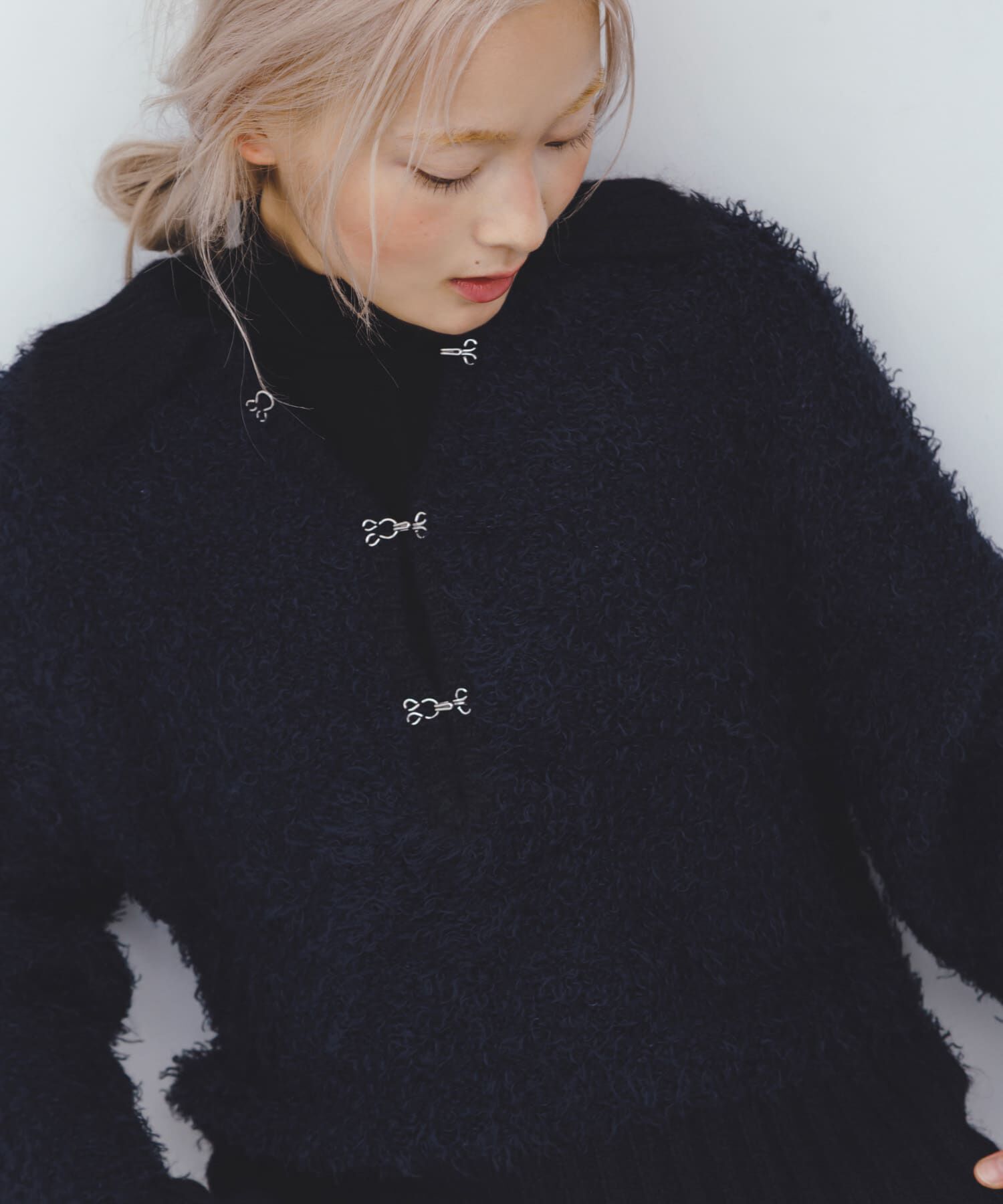  「フロントホックベアーニット」|ニット・セーター|