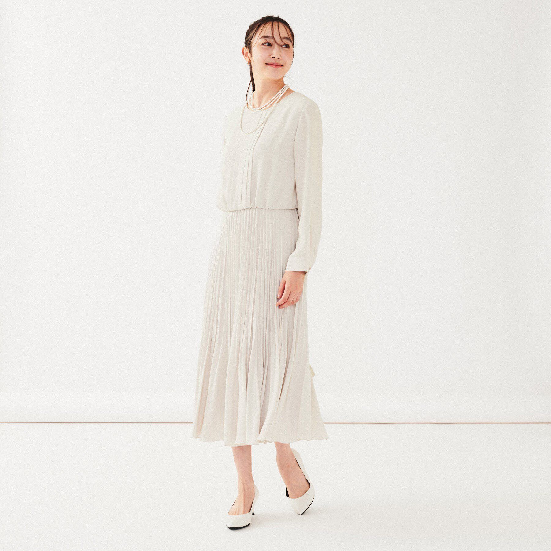 UNTITLED「【通勤】ジョーゼット プリーツワンピース」|ワンピース|