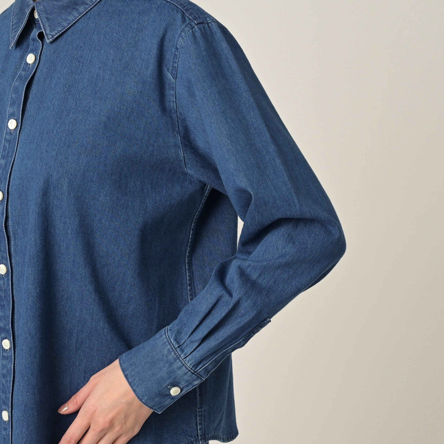 UNTITLED「【セットアップ可/ボウタイ】ライトウェイトデニムブラウス」|シャツ・ブラウス|