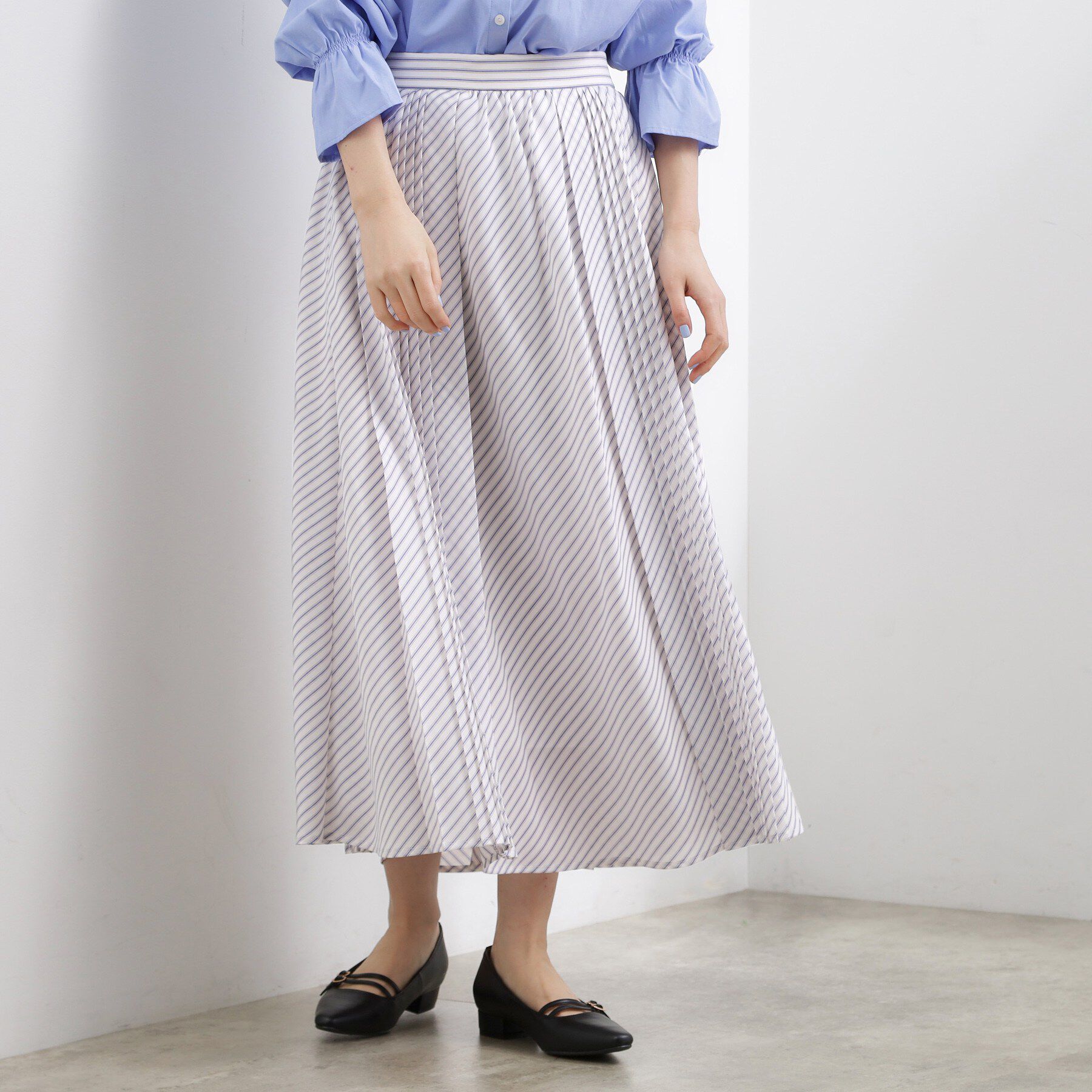 grove「動くたびに表情が生まれる　軽やかストライププリーツスカート」|スカート|