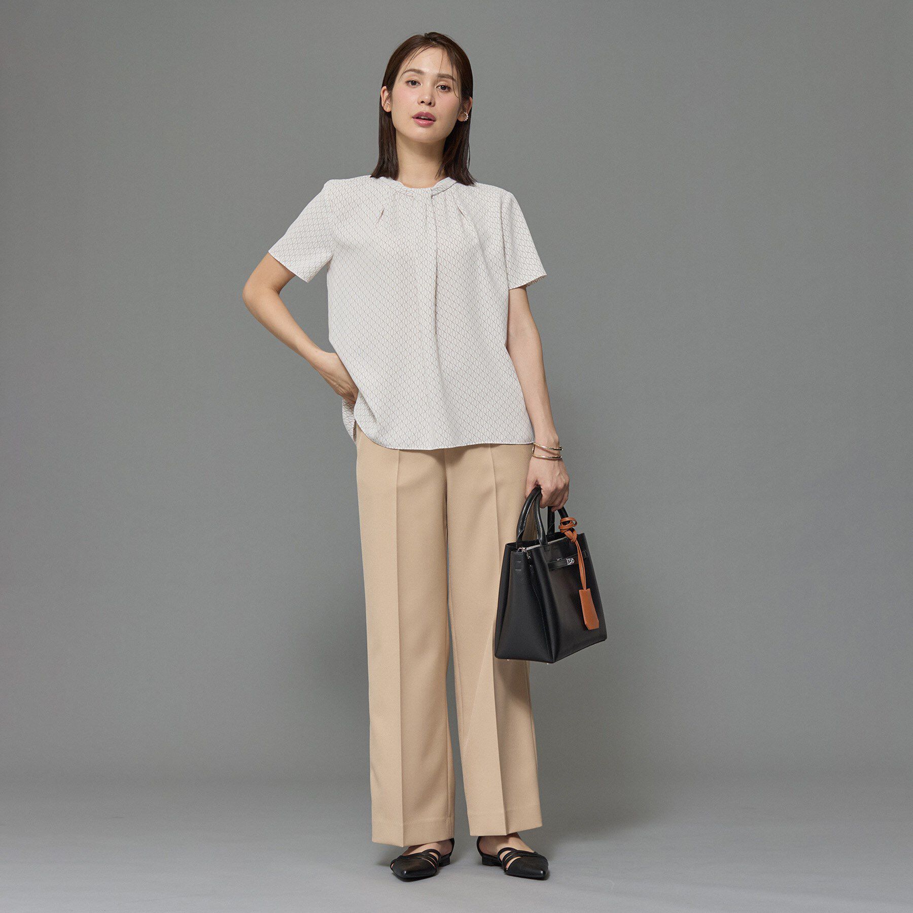 INDIVI「【UVケア】モノグラム ボウタイデザインブラウス」|シャツ・ブラウス|