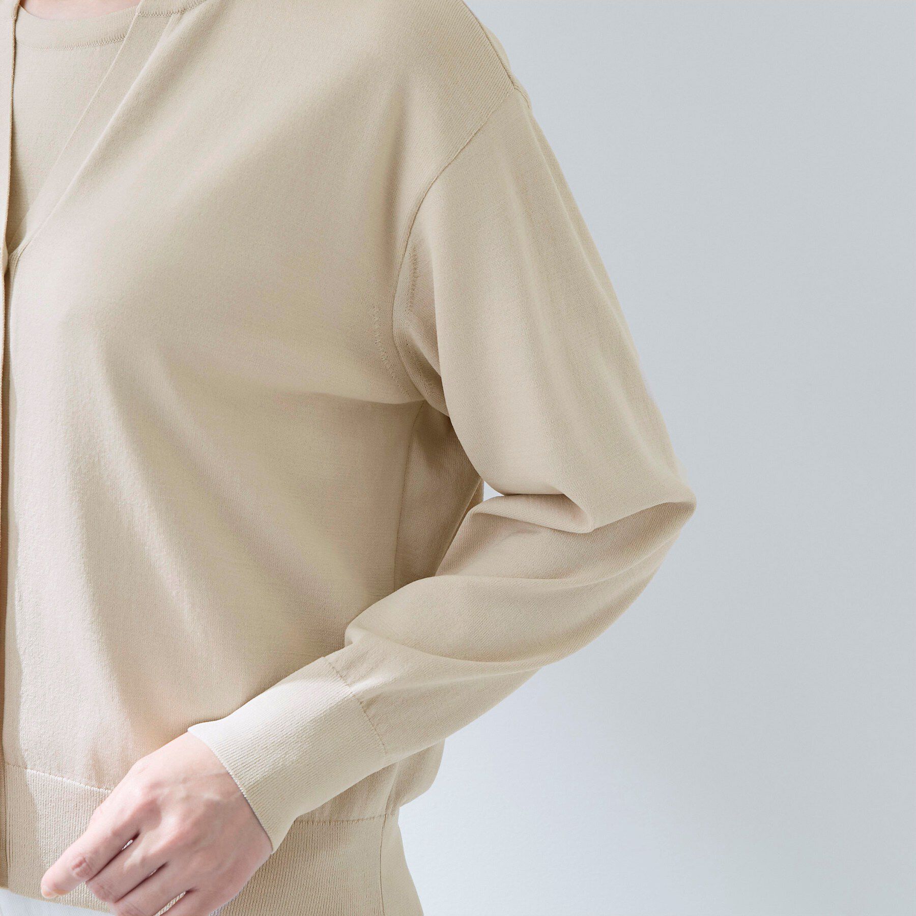 INDIVI「【UVケア/接触冷感／アンサンブル】衿あきカーディガン＆パフスリーブニット」|ニット・セーター|