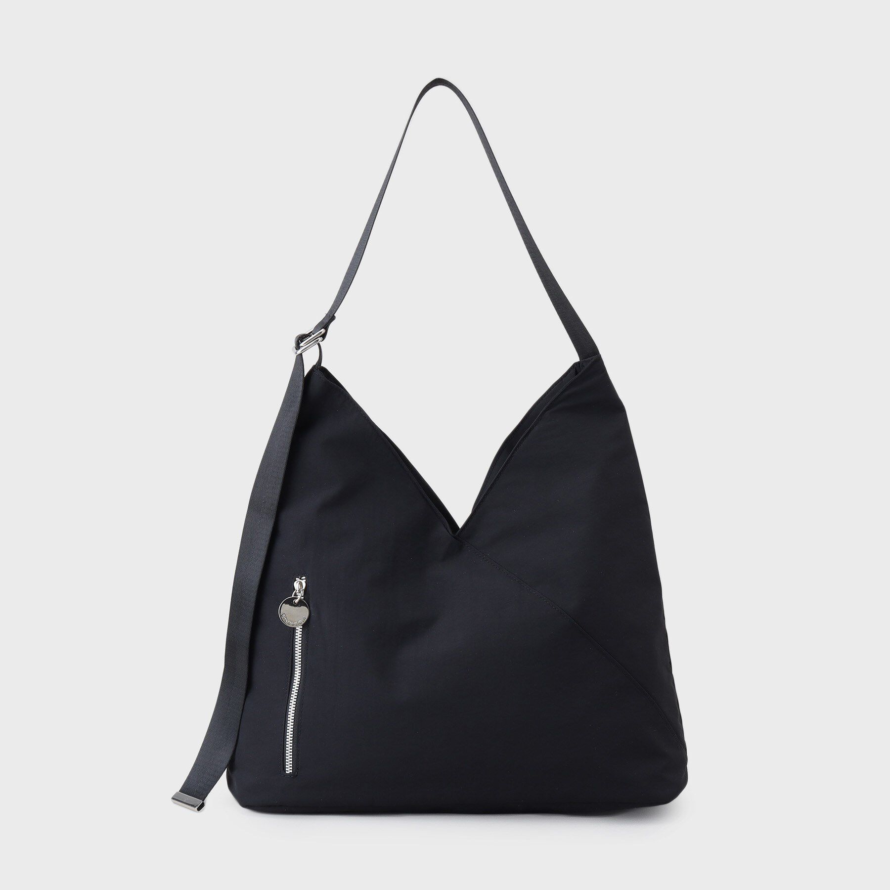 OPAQUE.CLIP「【A4サイズ対応／長さ調整可能】ダブルトライアングルデザインショルダーバッグ」|ショルダー・メッセンジャー|