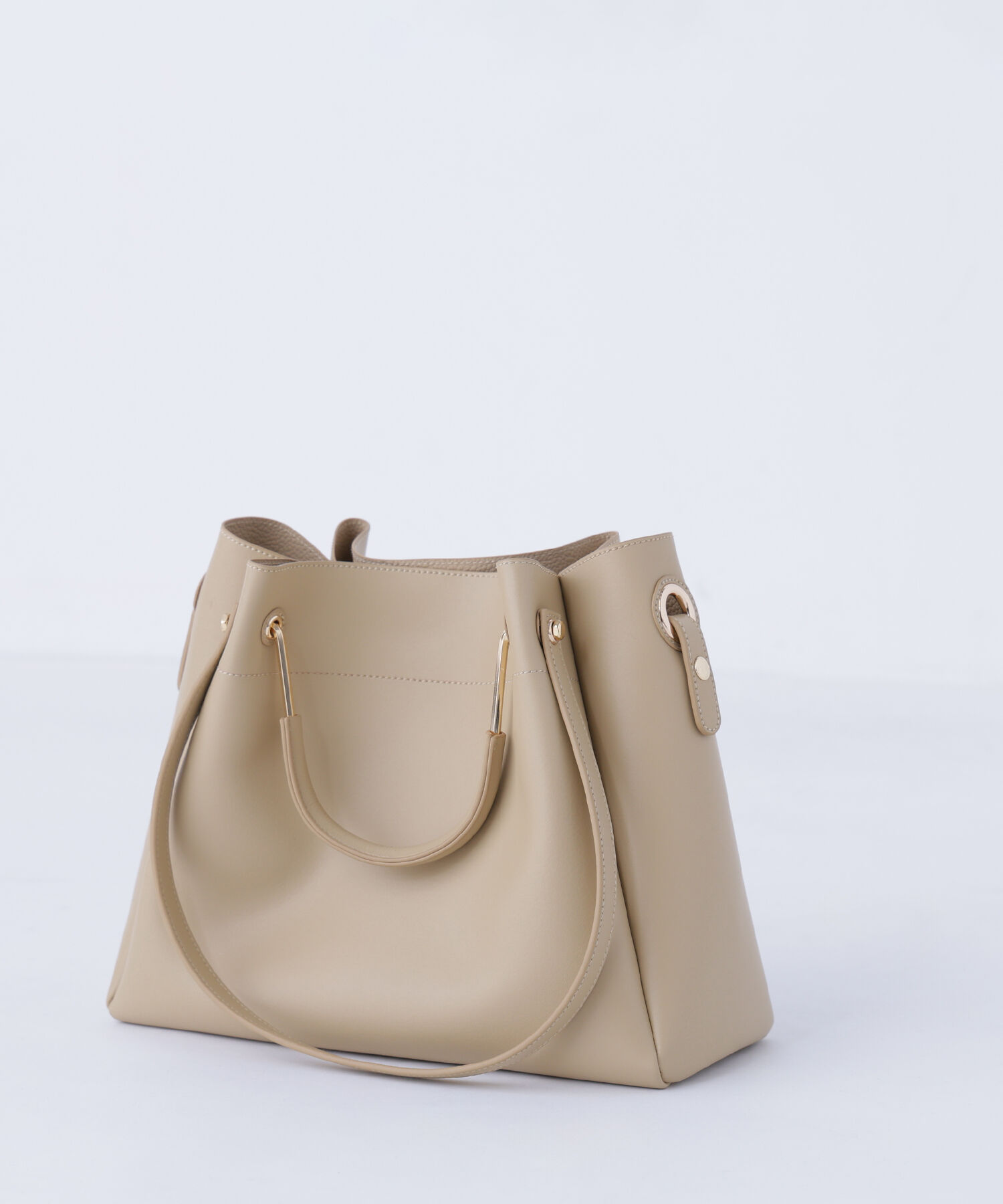  「メタルハンドルタックショルダーバッグ」|ショルダー・メッセンジャー|エッグシェル