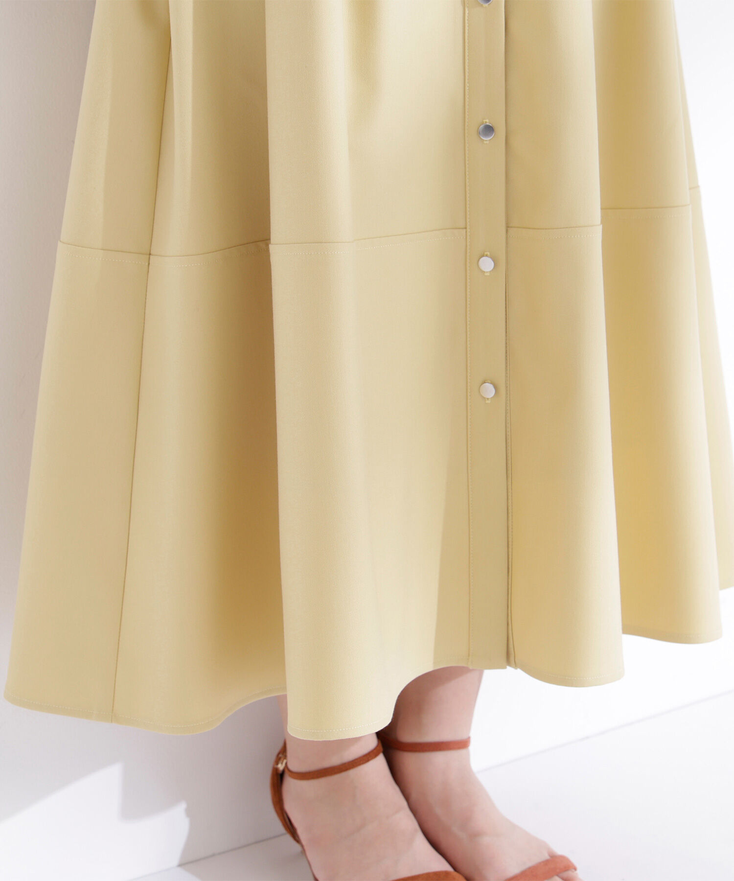  「フロントボタンフレアスカート」|スカート|