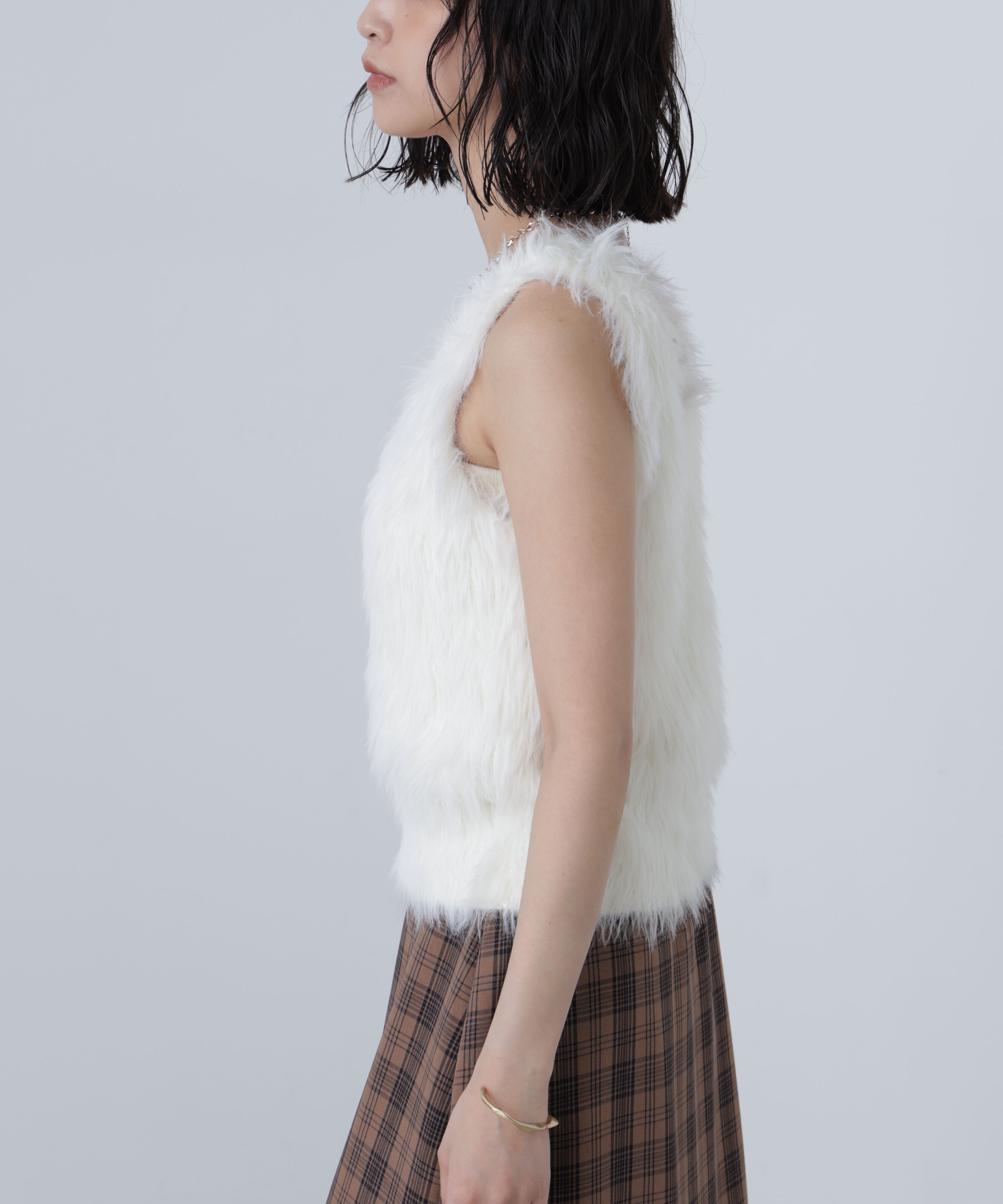  「ロングシャギーノースリニット」|ニット・セーター|