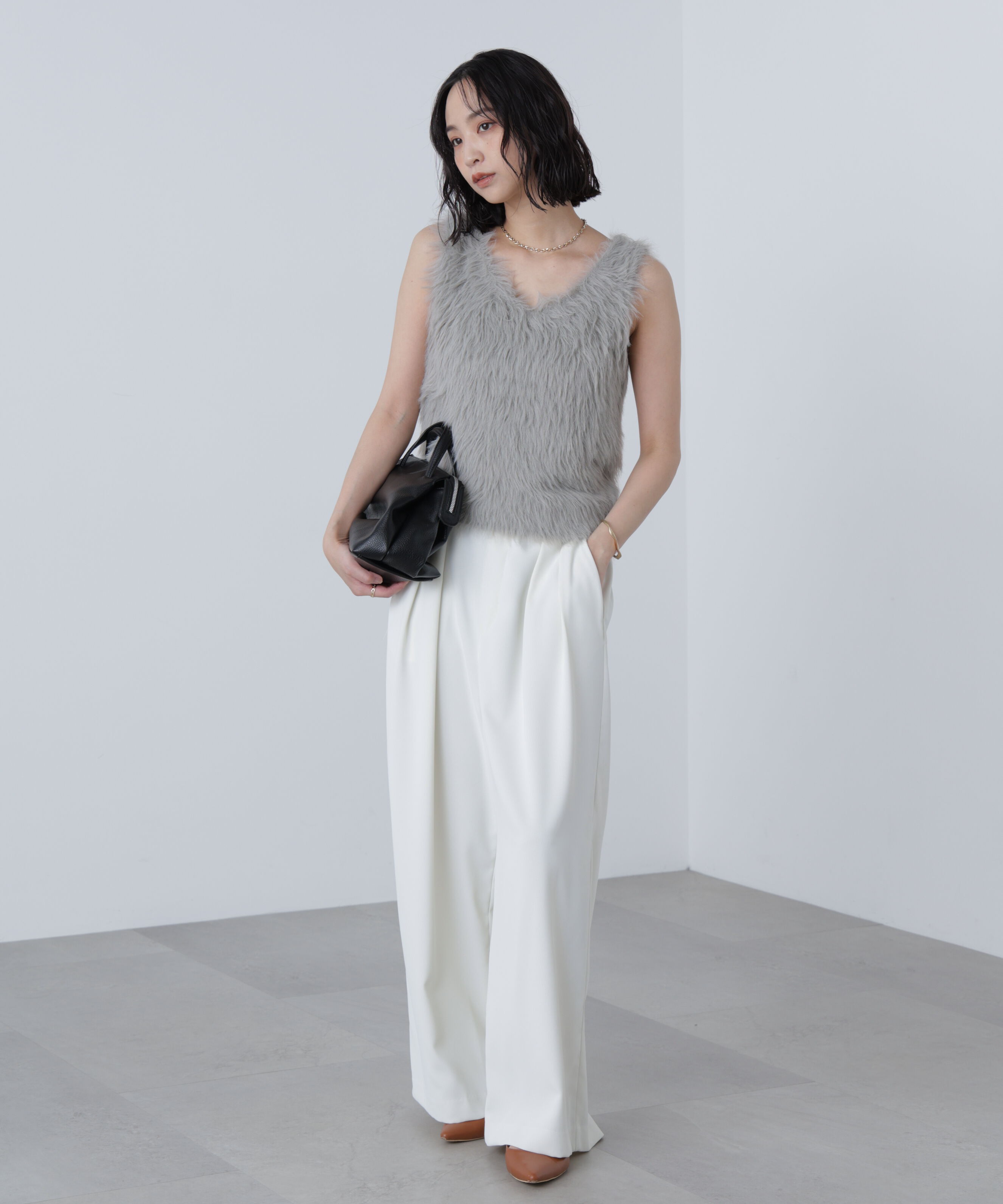  「ロングシャギーノースリニット」|ニット・セーター|