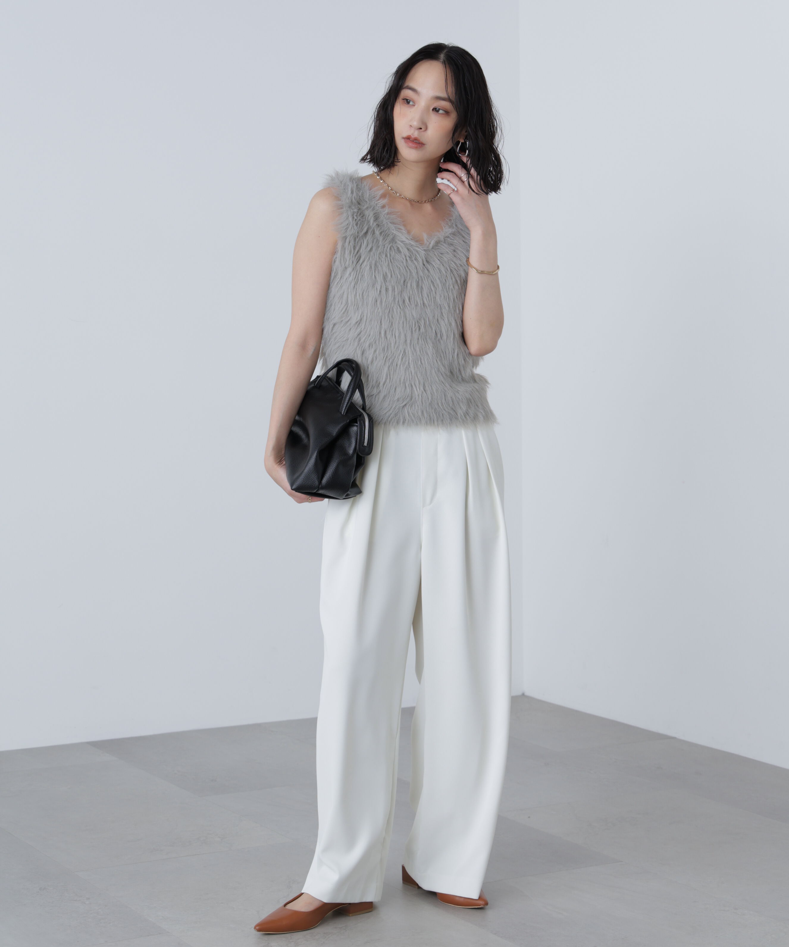  「ロングシャギーノースリニット」|ニット・セーター|