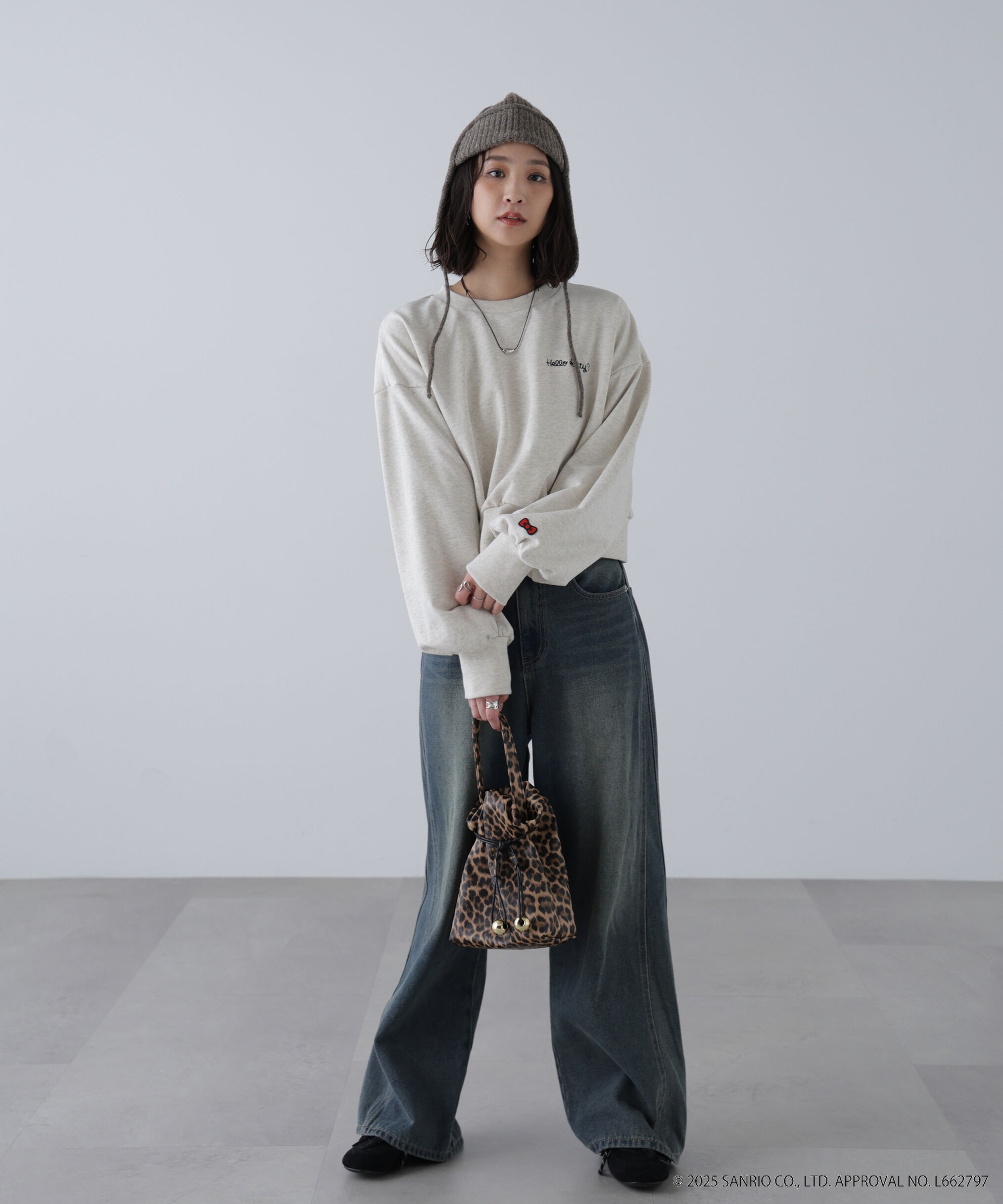  「ｻﾝﾘｵｷｬﾗｸﾀｰｽﾞｺﾗﾎﾞ SHORT SWEAT ｼｮｰﾄｽｳｪｯﾄ 胸LOGO&times;  」|Tシャツ・カットソー|