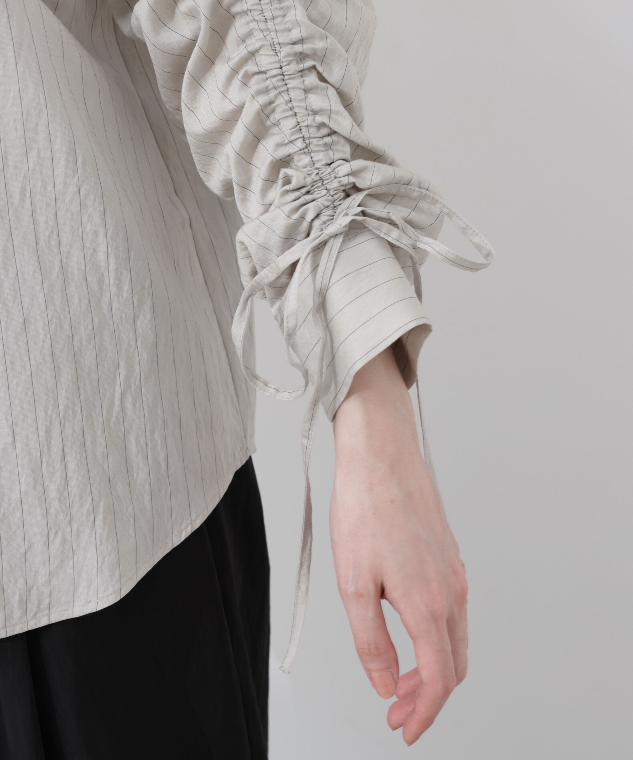 PROPORTION BODY DRESSING「〈a/mie〉ドロストスリーブシャツ 26SS」|シャツ・ブラウス|