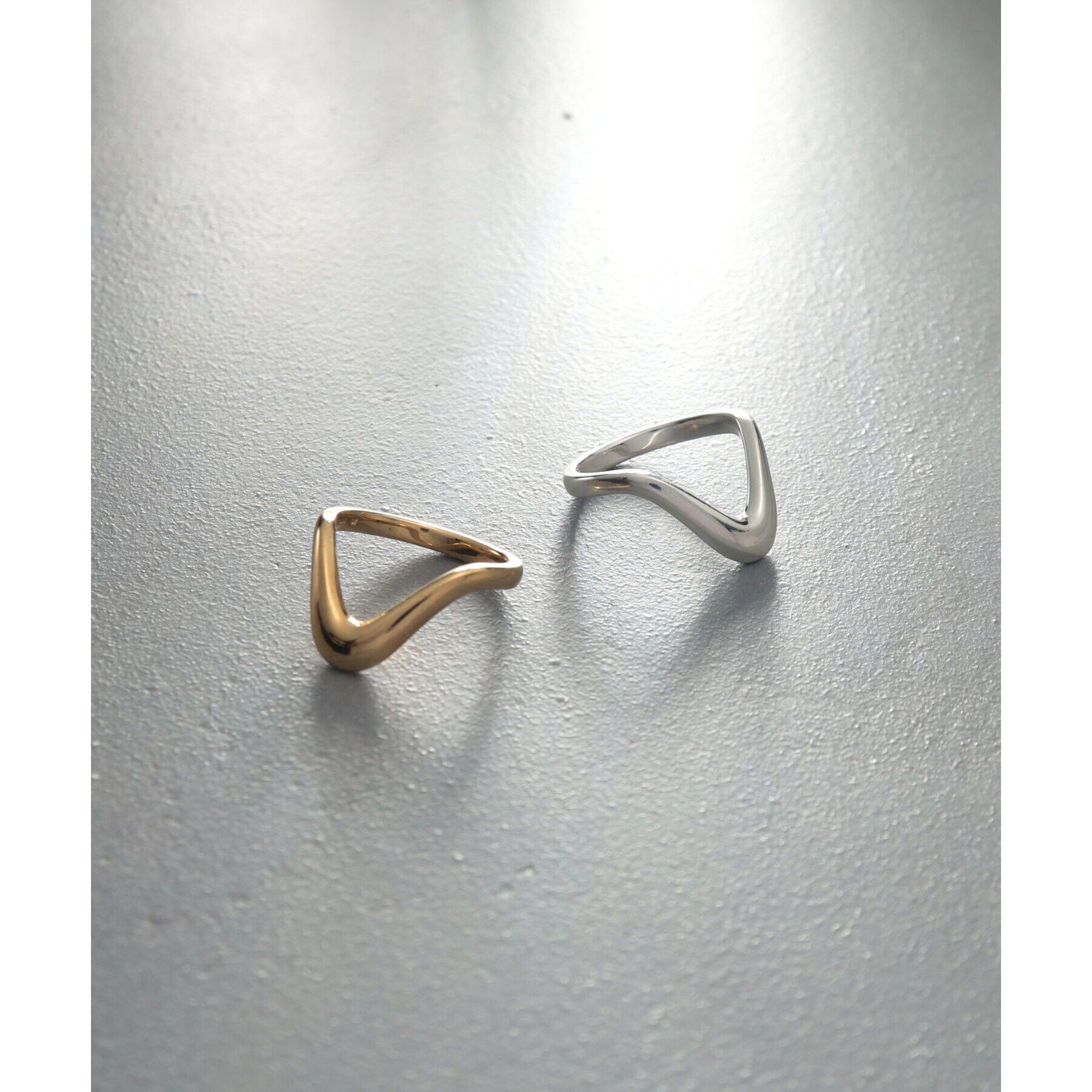 COCOSHNIK ONKITSCH「シルバー ニュアンスリング ドリップ」|リング|