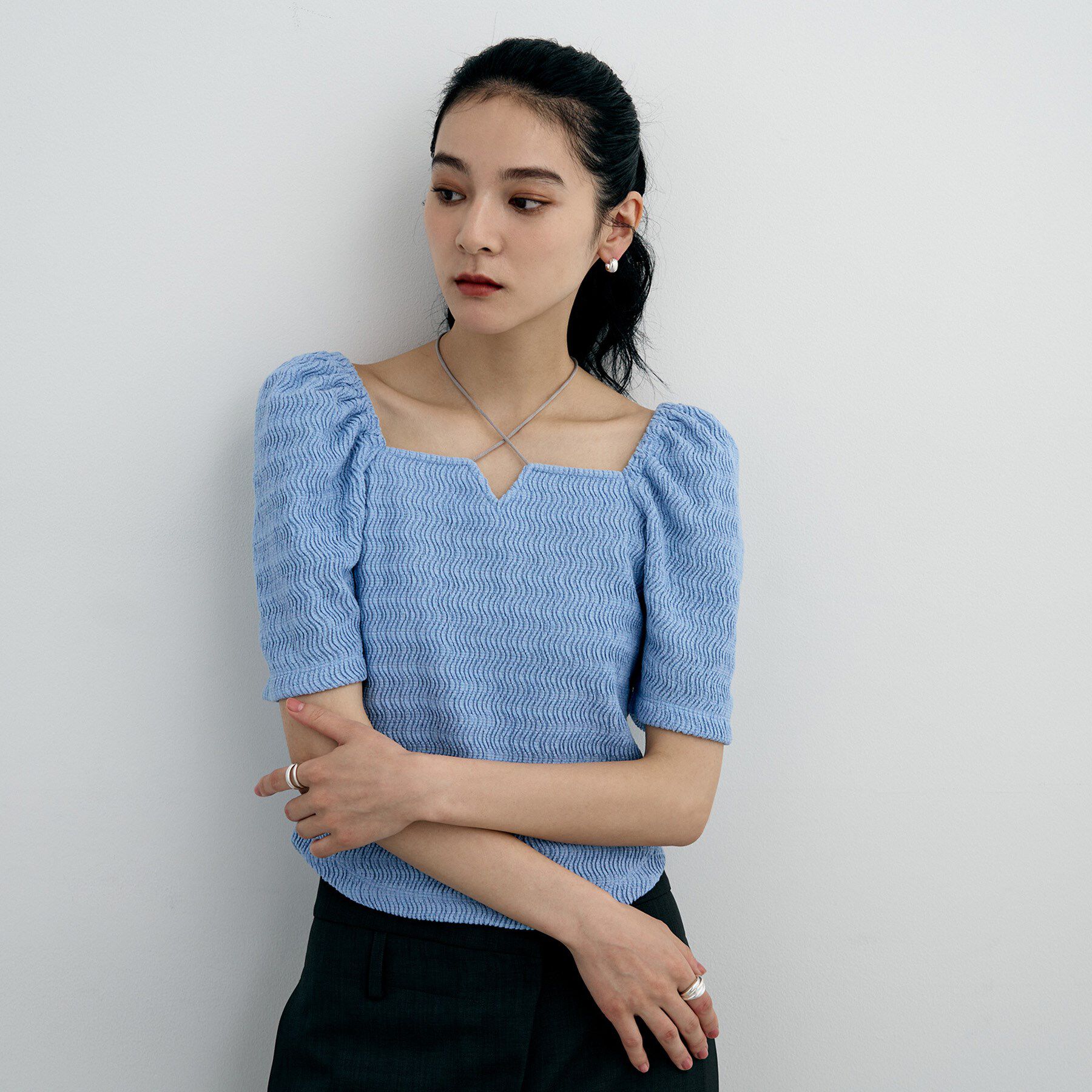 COCOSHNIK ONKITSCH「シルバー ハギーフープ ワイドピアス」|ピアス|