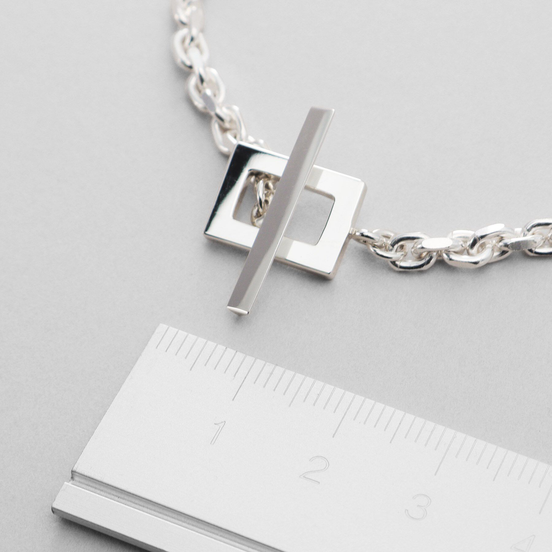 COCOSHNIK ONKITSCH「シルバー カットケーブルチェーン レクタングルマンテルブレスレット S」|ブレスレット・バングル|