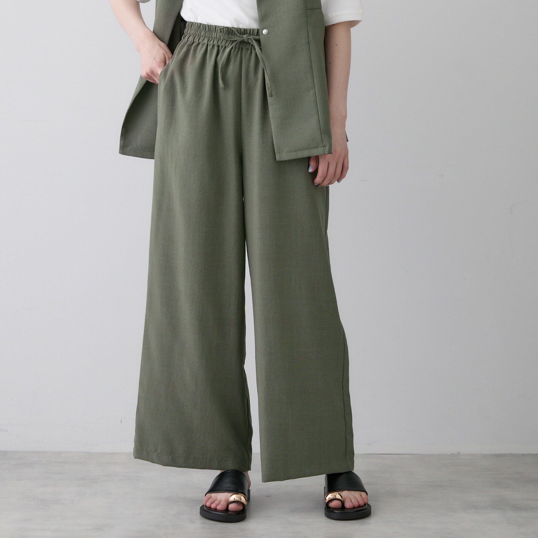 Dessin「【2点セット/UVカット】ライトウエイトベスト＆パンツセット」|スーツ|