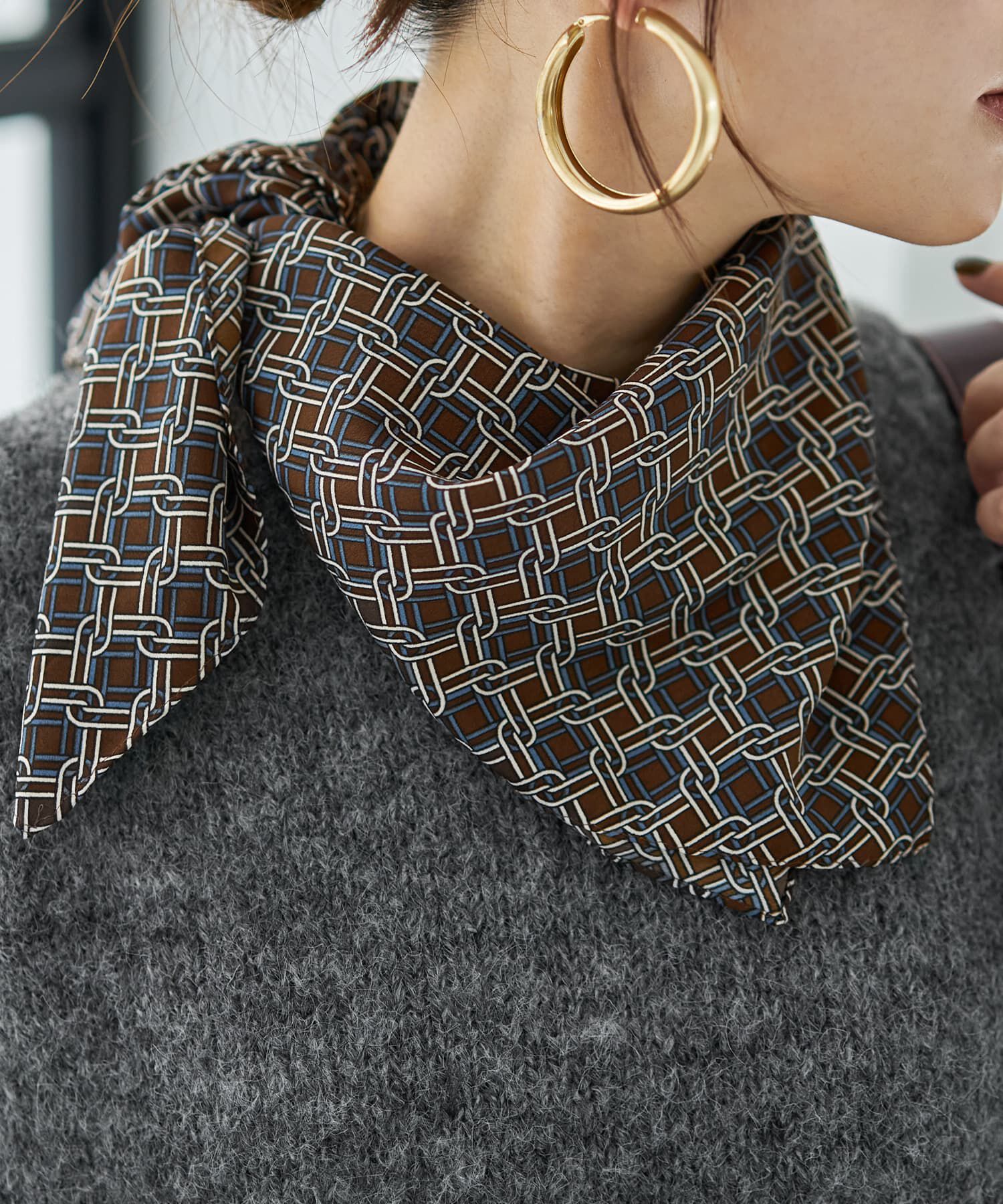 STYLE DELI「70cm正方形スカーフ／スクエアチェーン」|バンダナ・スカーフ|ブラウン