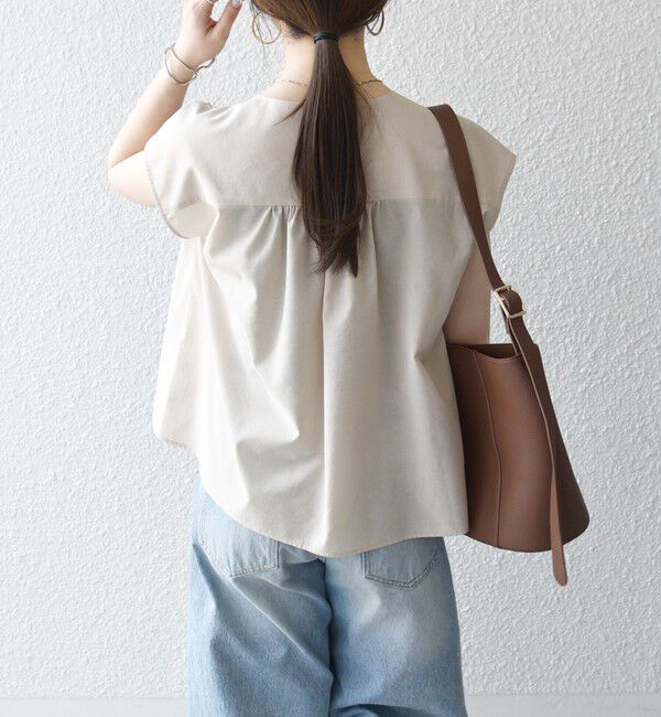 SHIPS any「《予約》SHIPS any:〈洗濯機可能〉Vネック フレンチ ギャザー ブラウス」|シャツ・ブラウス|