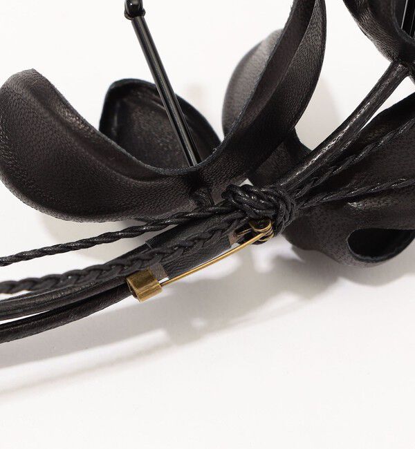 DES PRES「レザー コサージュ」|ブローチ・コサージュ|