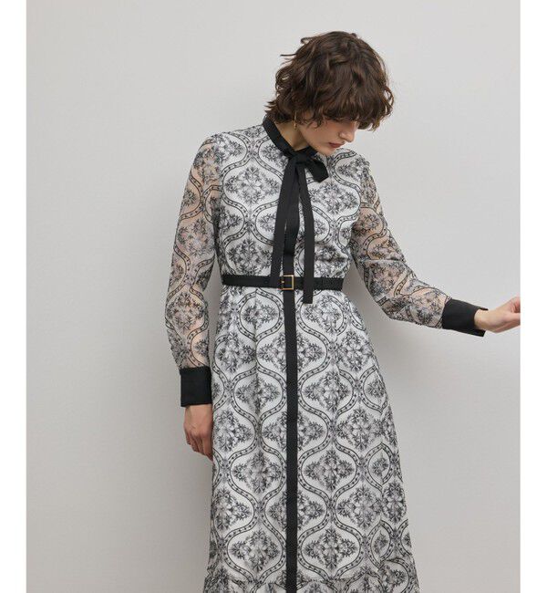 GRACE CONTINENTAL「オーナメント刺繍フレアワンピース」|ワンピース|