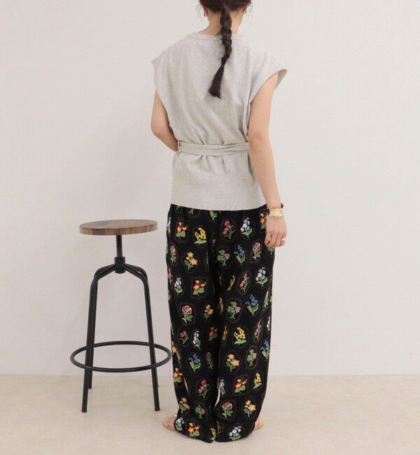 fredy emue「エンブロイダリーギャザーパンツ」|チノ|