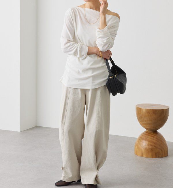  「【ワンショルやオフショルにも】ネックコンシャスカットソー」|Tシャツ・カットソー|