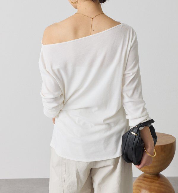  「【ワンショルやオフショルにも】ネックコンシャスカットソー」|Tシャツ・カットソー|