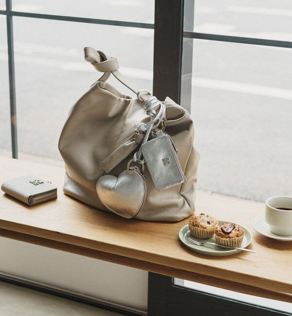  「カラビナ付き ソフトレザーマルチケース」|その他|