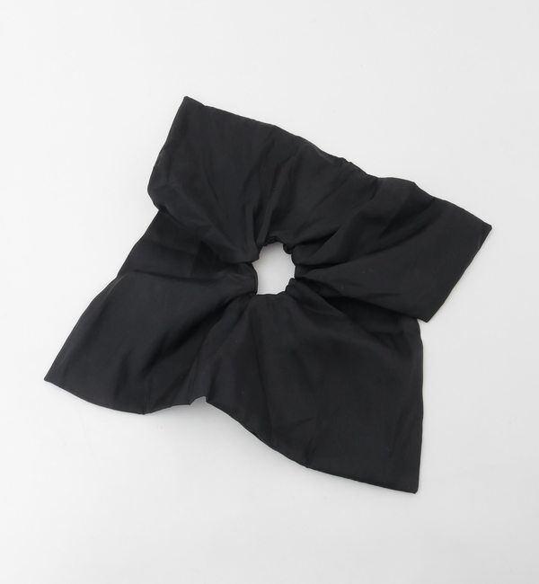 TIARA「【Heyep/ヘイップ】Silk Square Large Scrunchie」|ヘアゴム・シュシュ|