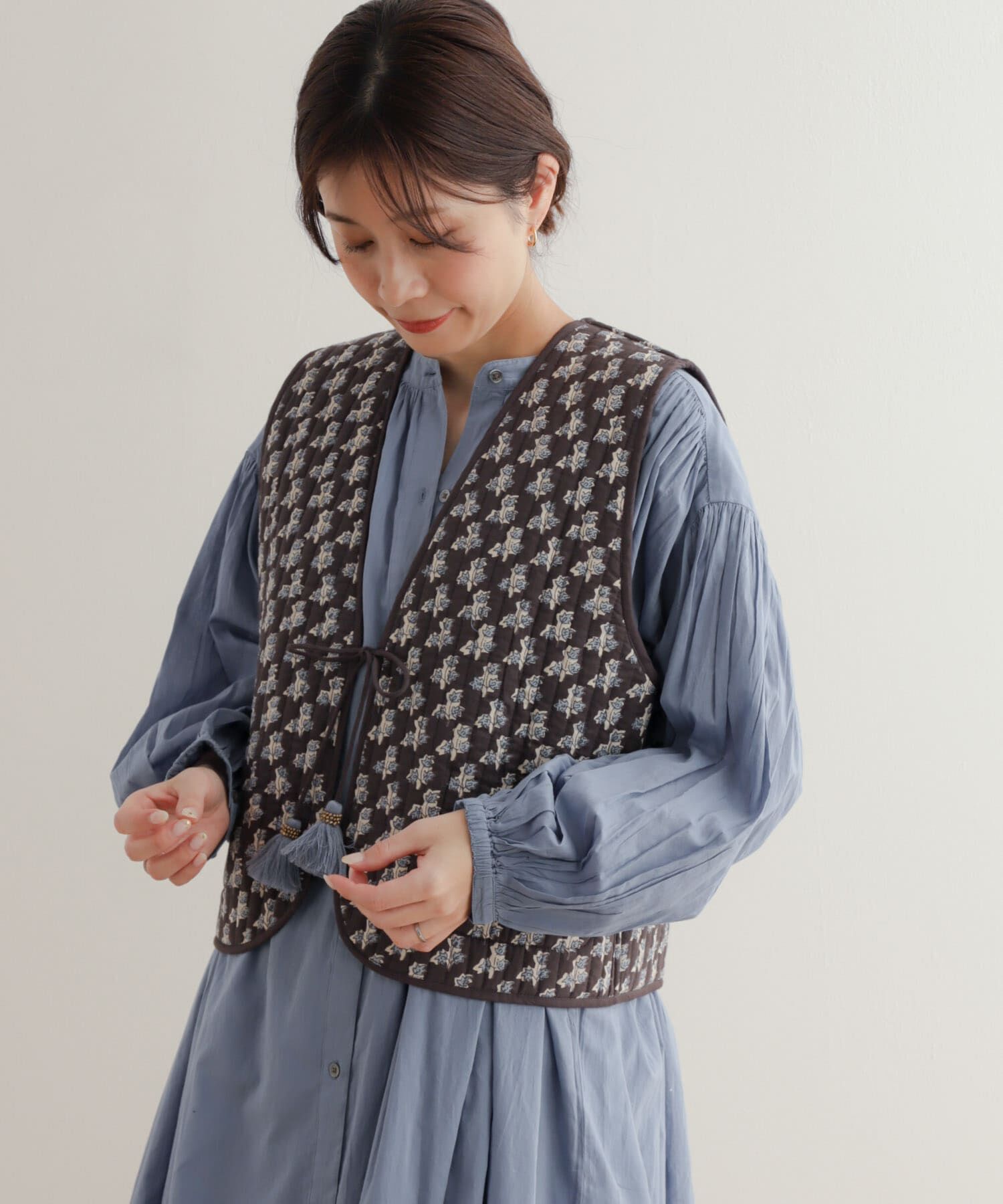 URBAN RESEARCH DOORS「コットンリバーシブルキルティングベスト」|ダウンベスト・ベスト|