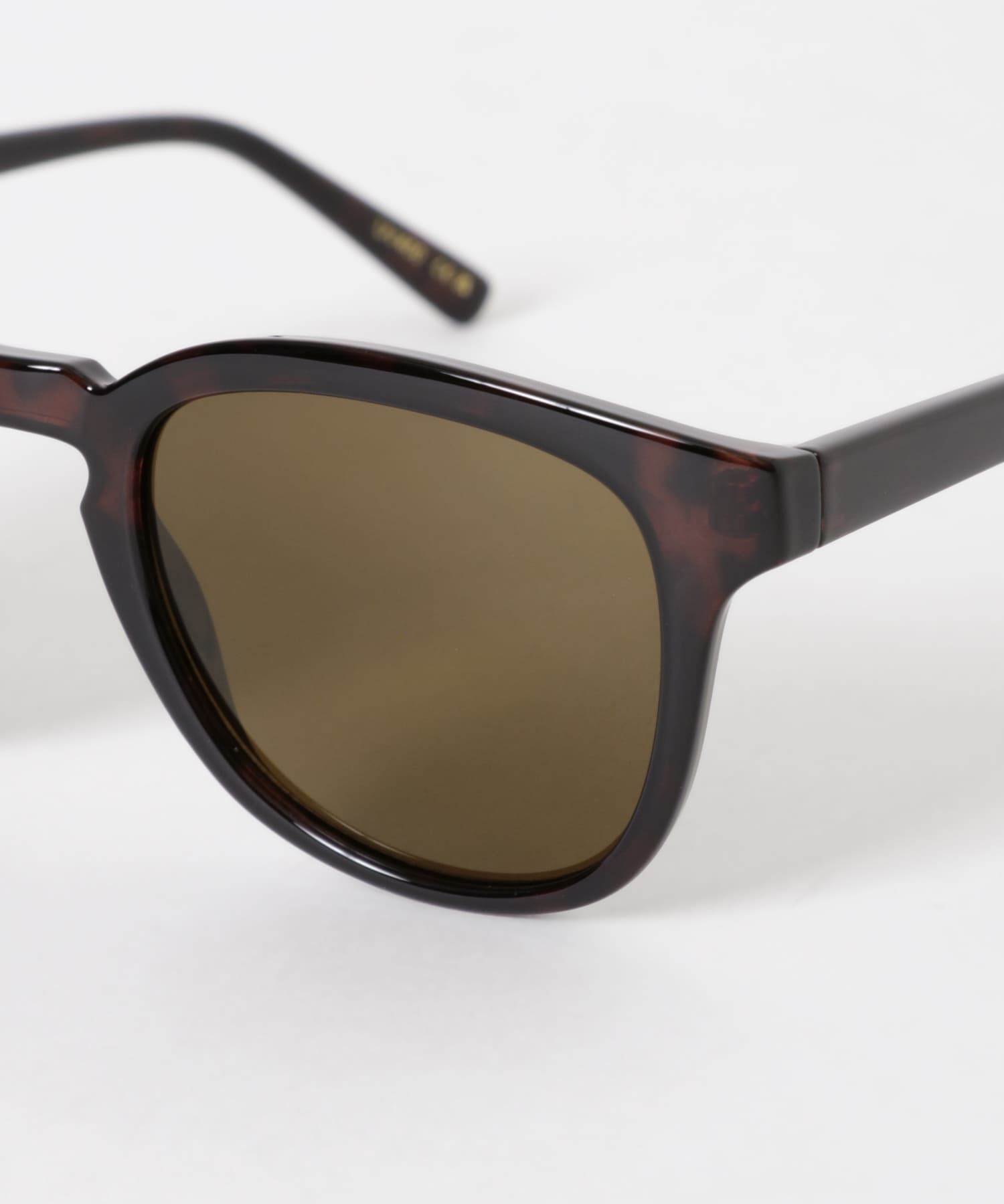 URBAN RESEARCH「A.Kjaerbede　BATE」|メガネ|