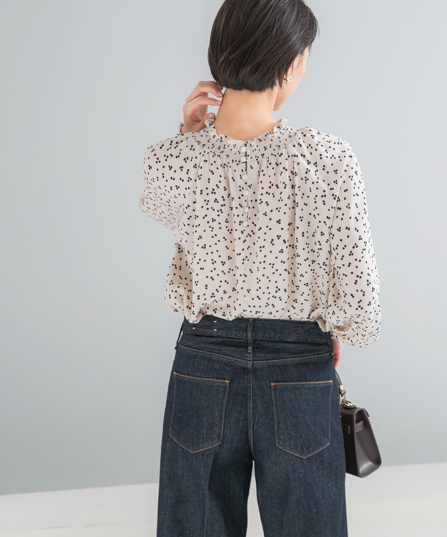 URBAN RESEARCH ROSSO「『WEB/一部店舗限定』ウォッシャブルランダムドットブラウス」|シャツ・ブラウス|