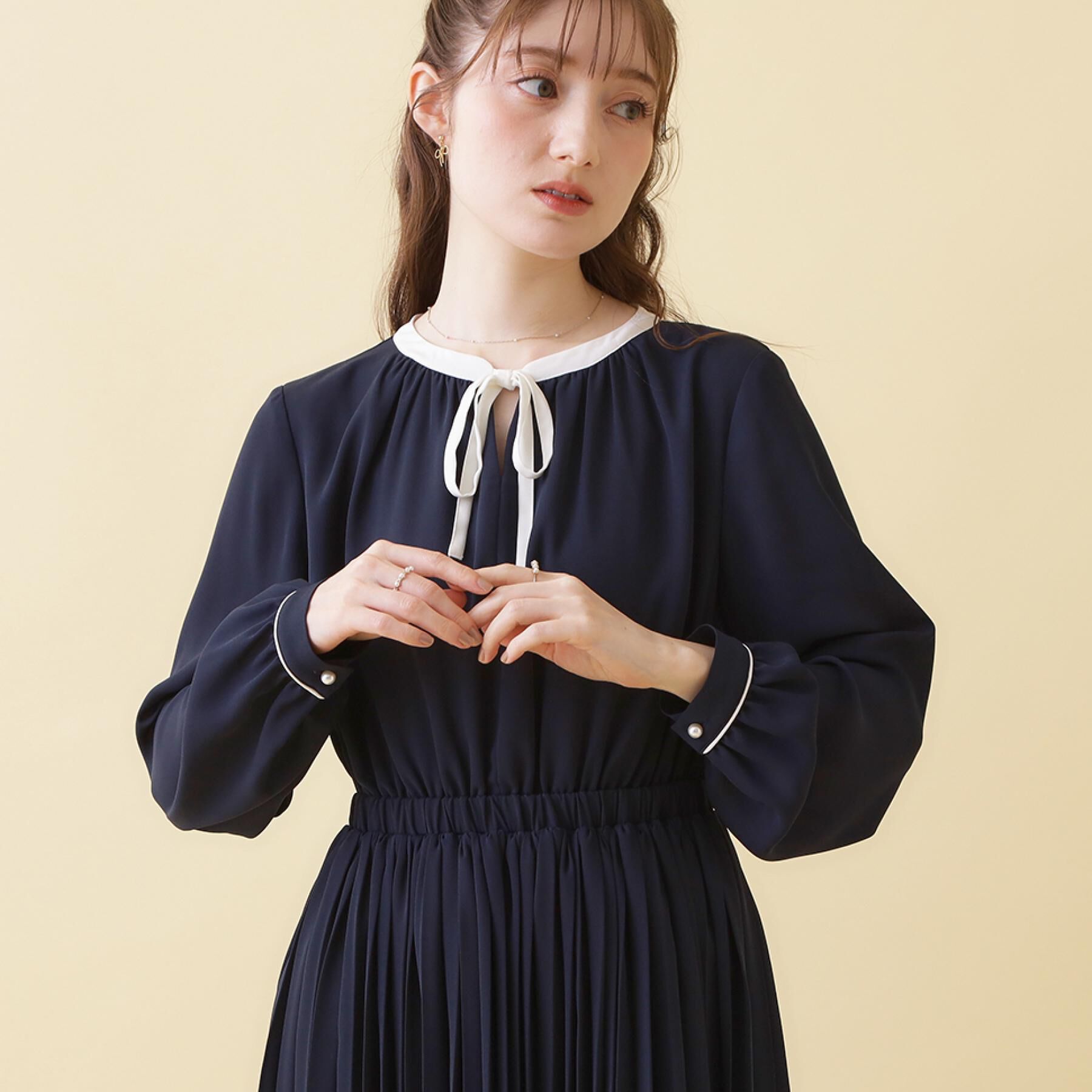 Couture broach「【ハレの日・通勤】配色シフォンプリーツ ワンピース」|ワンピース|