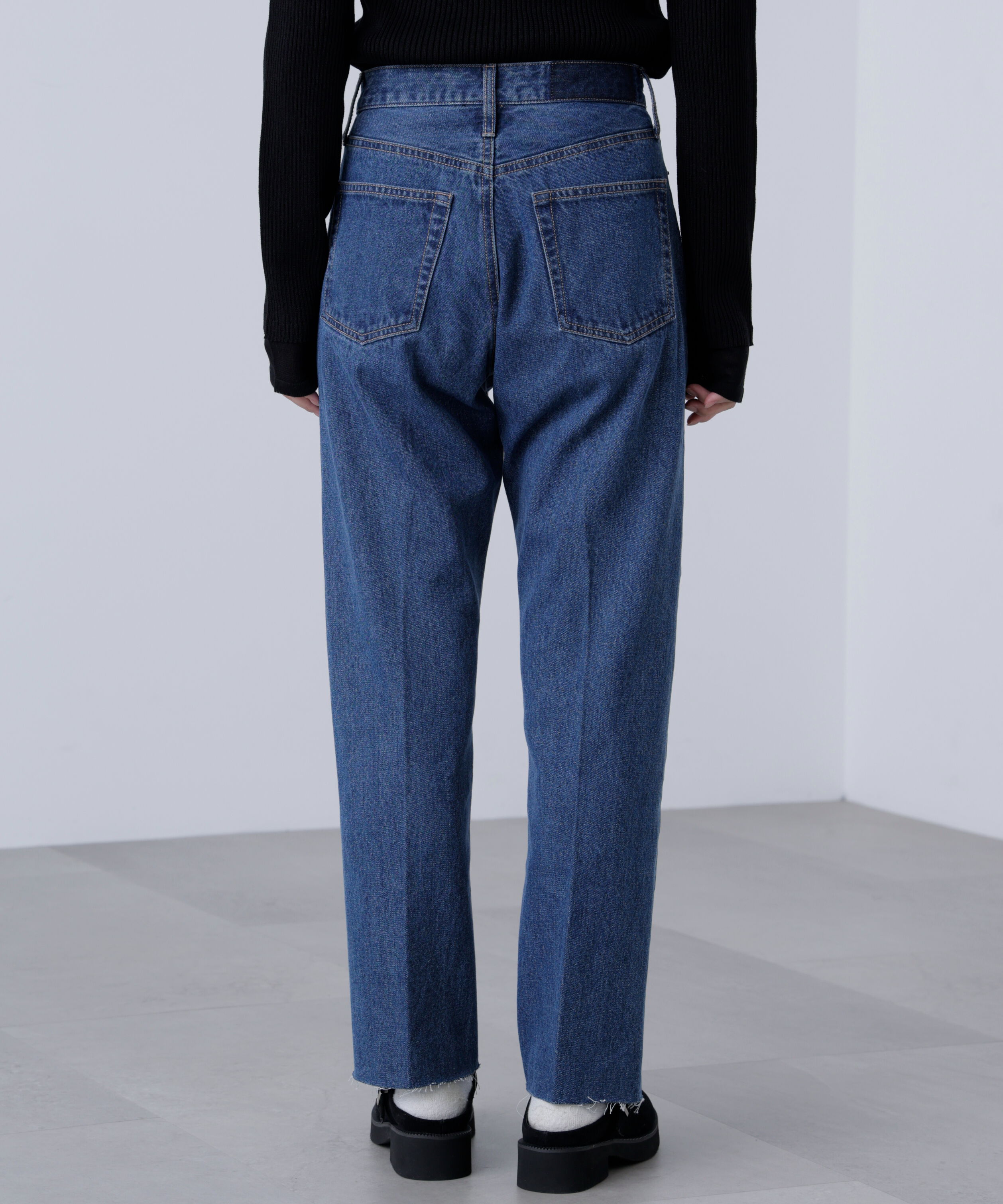  「センタープレススリムストレートデニムパンツ」|その他|