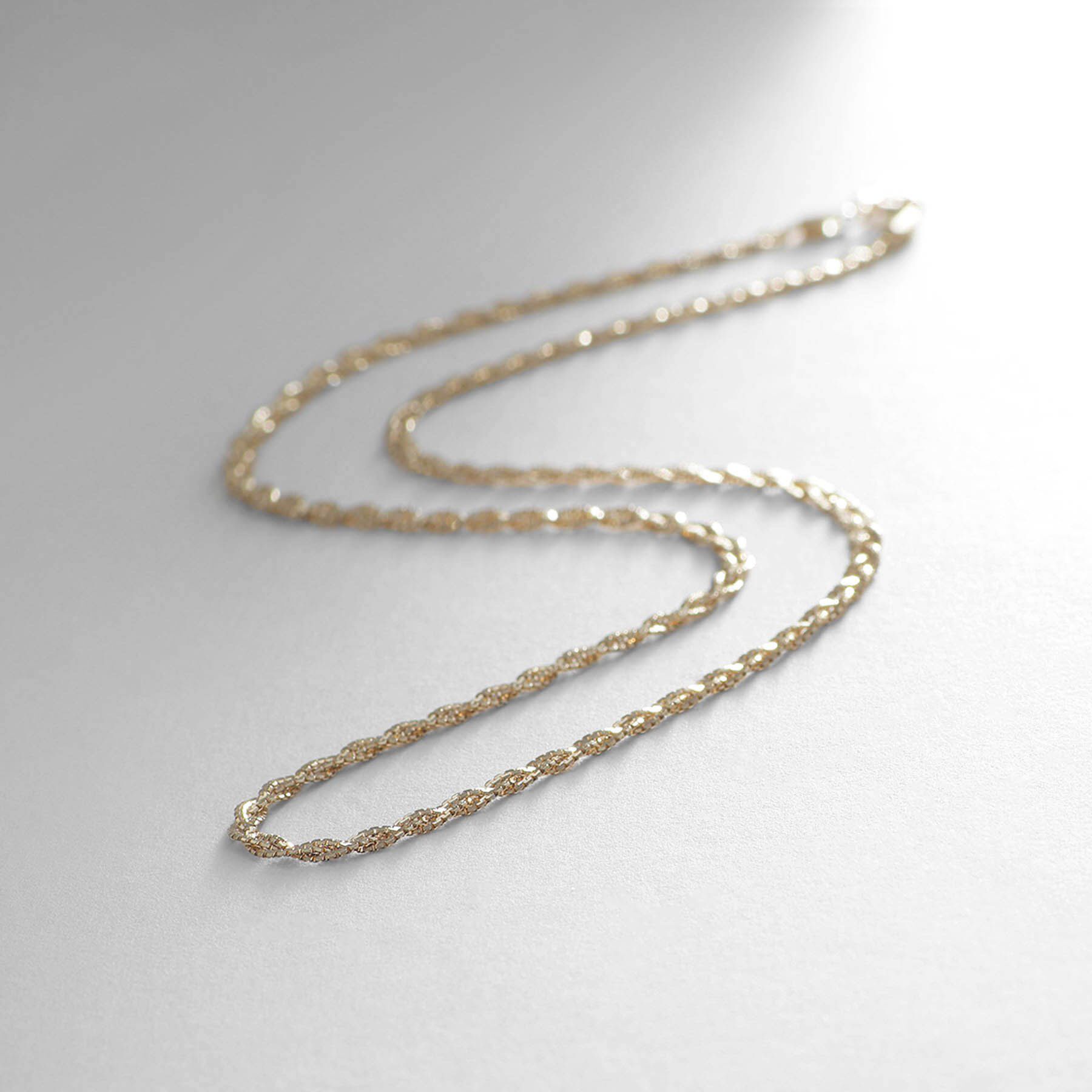 COCOSHNIK「K10ベネフラット三つ編み ネックレス」|ネックレス|