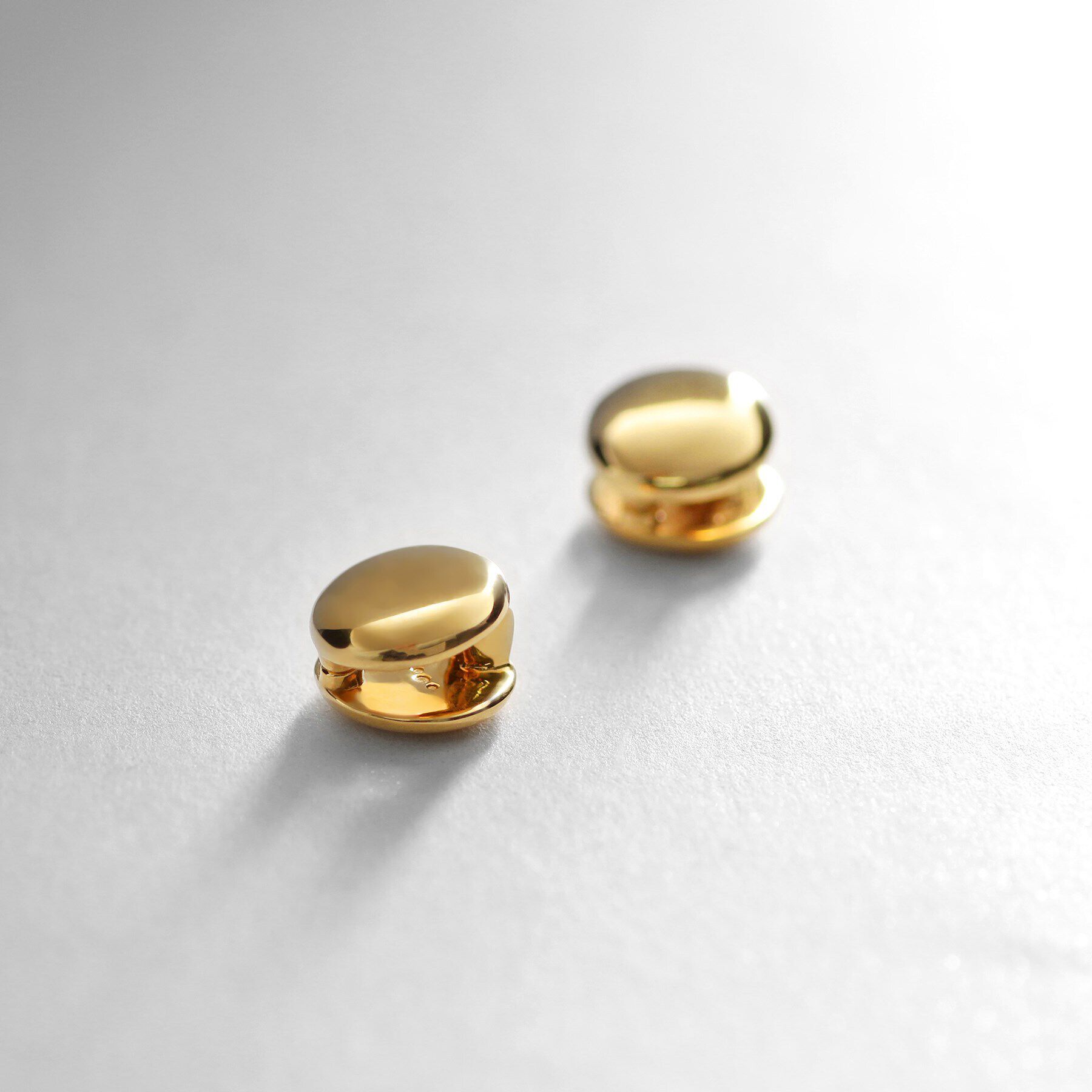 COCOSHNIK ONKITSCH「シルバー ラウンドカボション　イヤリング GP」|イヤリング|