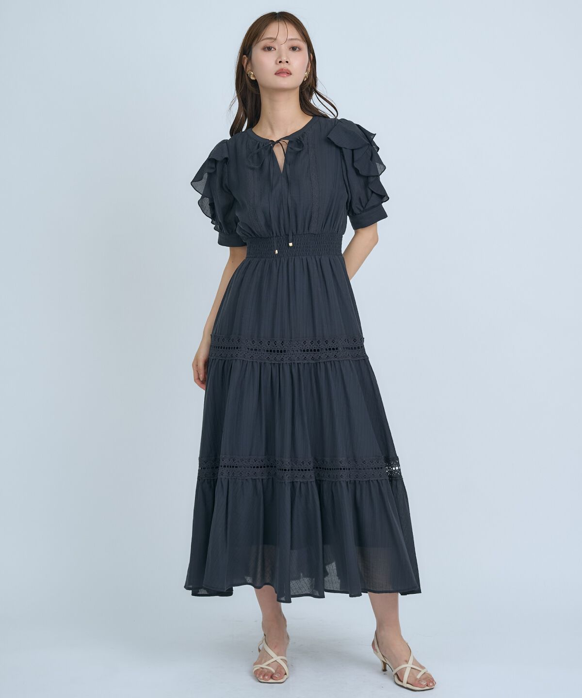 アンドクチュール「フリルスリーブレースティアードワンピース」|ワンピース|