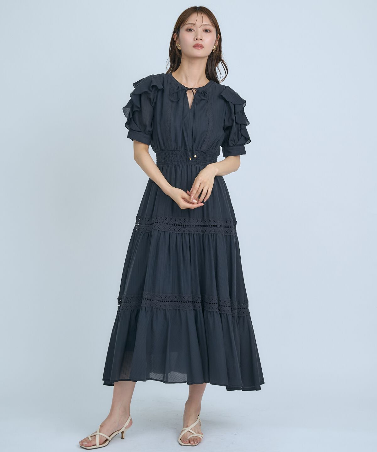 アンドクチュール「フリルスリーブレースティアードワンピース」|ワンピース|