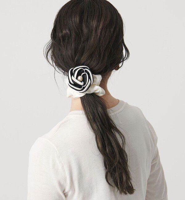 UNITED ARROWS「バイカラー ローズ シュシュ」|ヘアゴム・シュシュ|