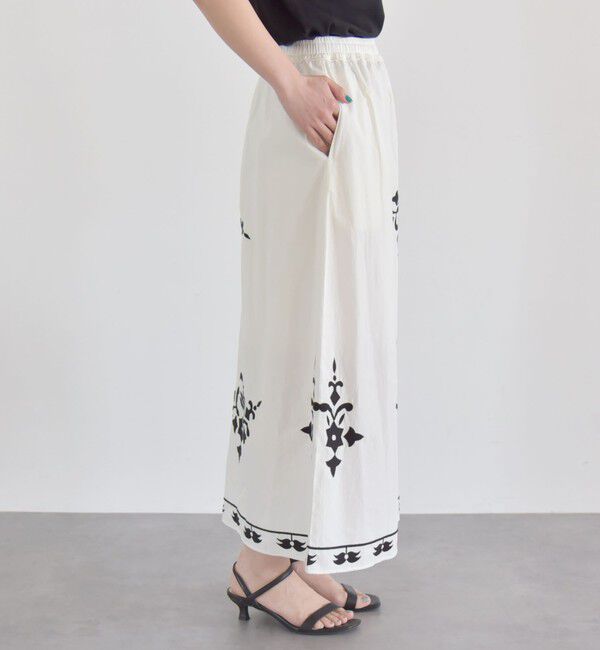 quaranciel「quaranciel:〈洗濯機可能〉エンブロイダリー フレア ロング スカート」|スカート|