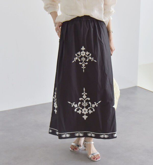 quaranciel「quaranciel:〈洗濯機可能〉エンブロイダリー フレア ロング スカート」|スカート|