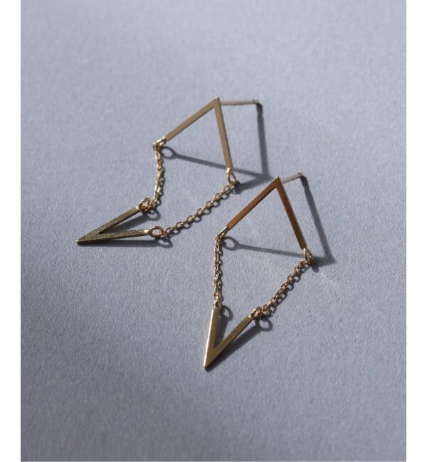 Lilas by Spick&Span「スイングVピアス K10（両耳）」|ピアス|