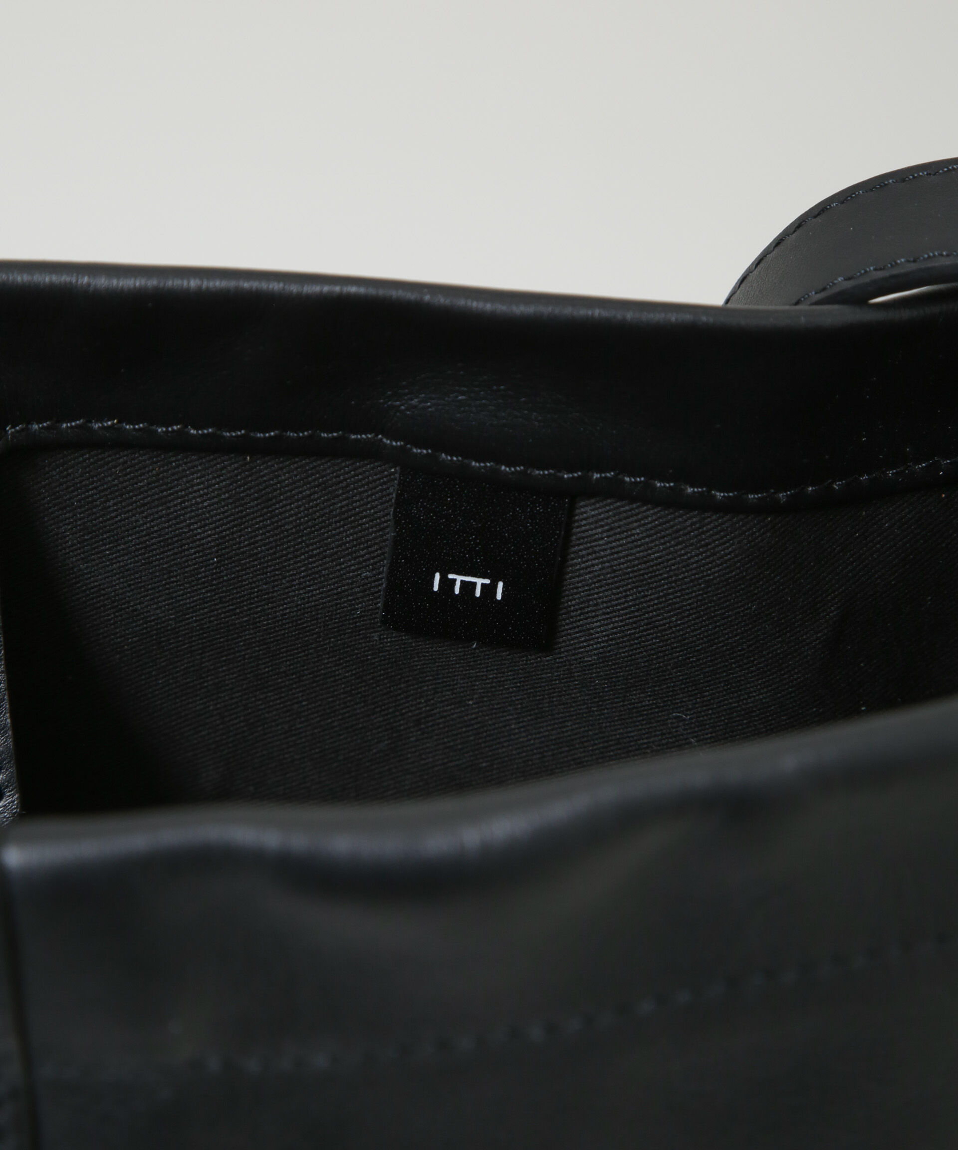 nano･universe「ITTI/別注 MARY BUCKET SHOULDER」|ショルダー・メッセンジャー|