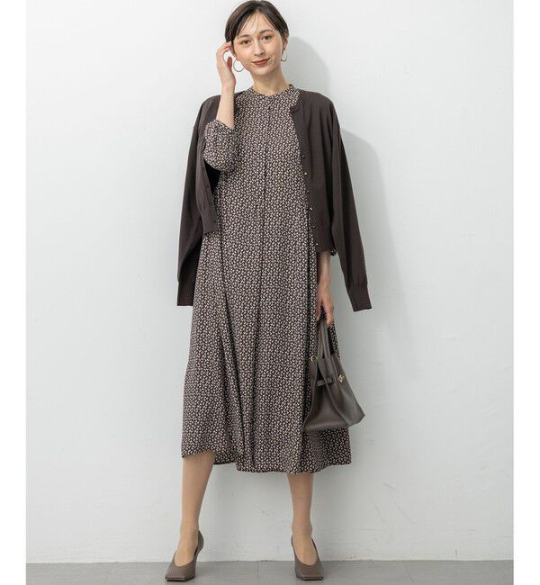 23区「【洗える/吊り干しOK】ヴィスコースストレッチ Vネック ニットカーディガン」|カーディガン|