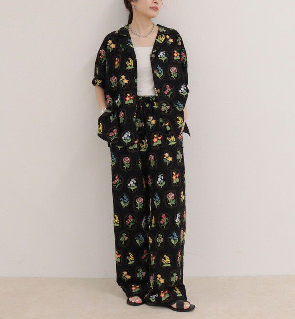 fredy emue「エンブロイダリーギャザーパンツ」|チノ|