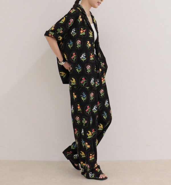 fredy emue「エンブロイダリーギャザーパンツ」|チノ|