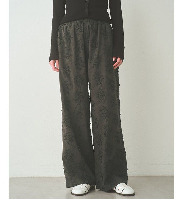  「3D刺繍パンツ」|チノ|チャコールグレー