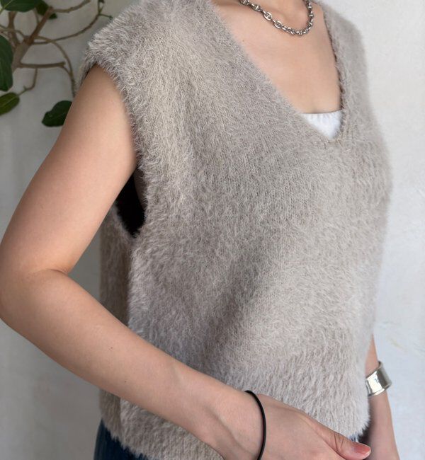  「【WEB限定】シャギーニットVベスト」|ニット・セーター|