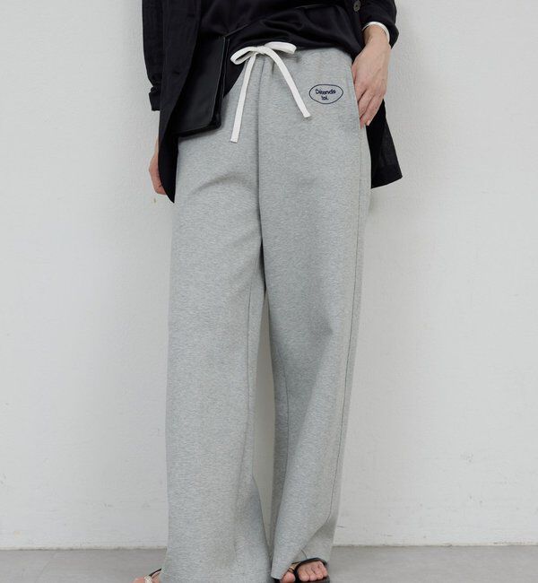  「刺繍ロゴスウェットパンツ」|チノ|