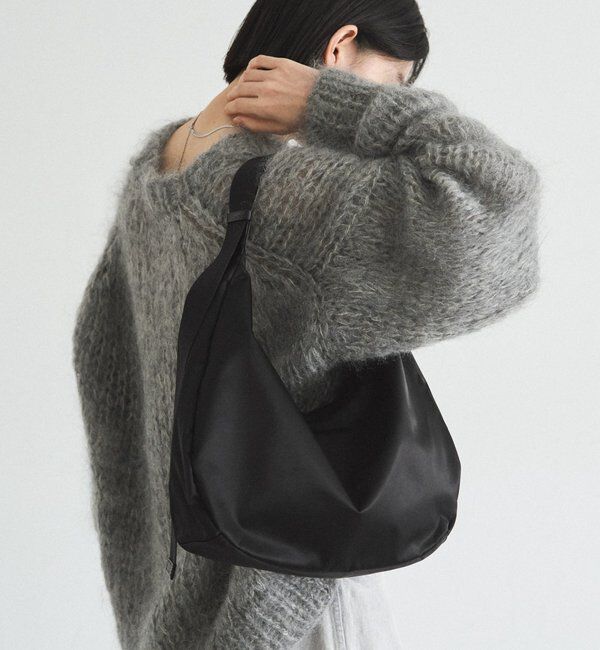  「クラウズナイロンラウンドビッグショルダーバッグ」|ショルダー・メッセンジャー|